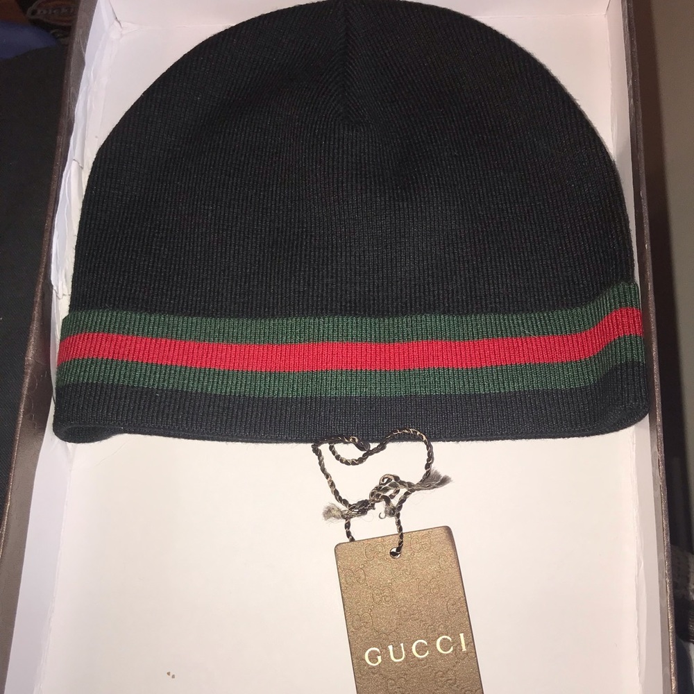 BRAND NEW Authentic GUCCI black red Knit Beanie